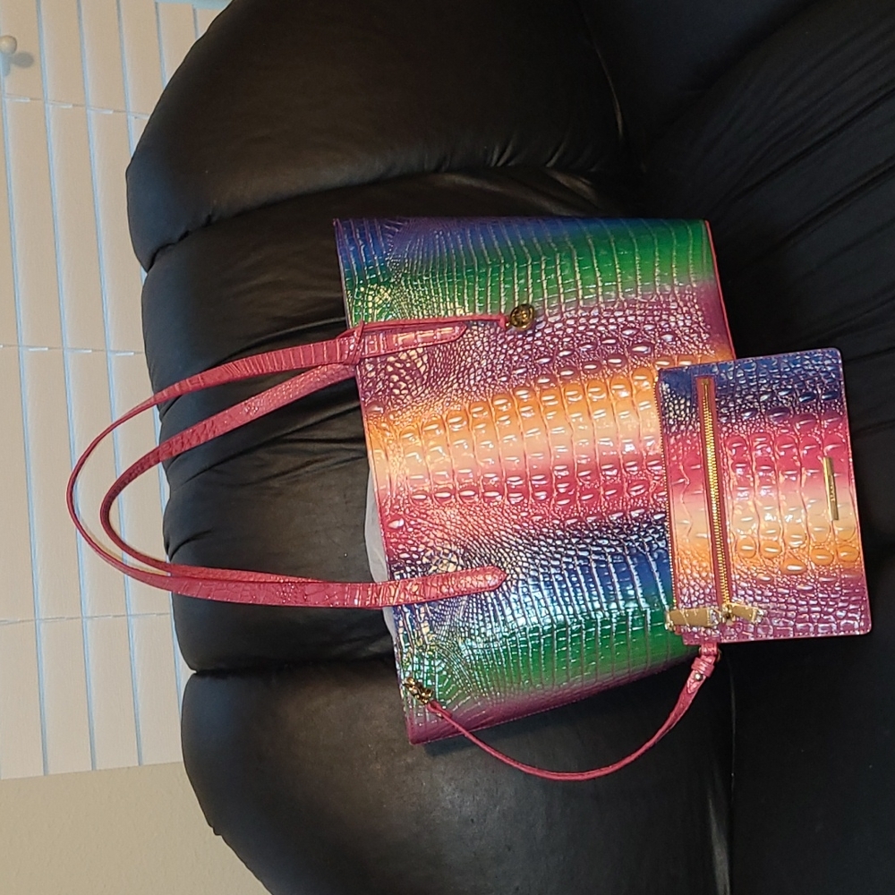 💜HP💜NWT Brahmin BROOKE Ombre Tote💜 - Picture 9 of 13